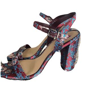 Gianni Bini floral strappy heels